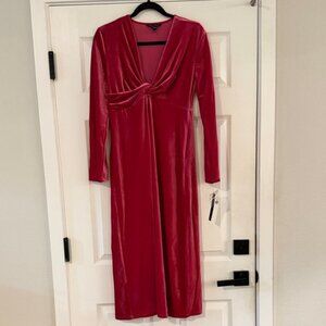NWT MAGGY LONDON PINK VELVET DRESS LONGSLEEVE 6